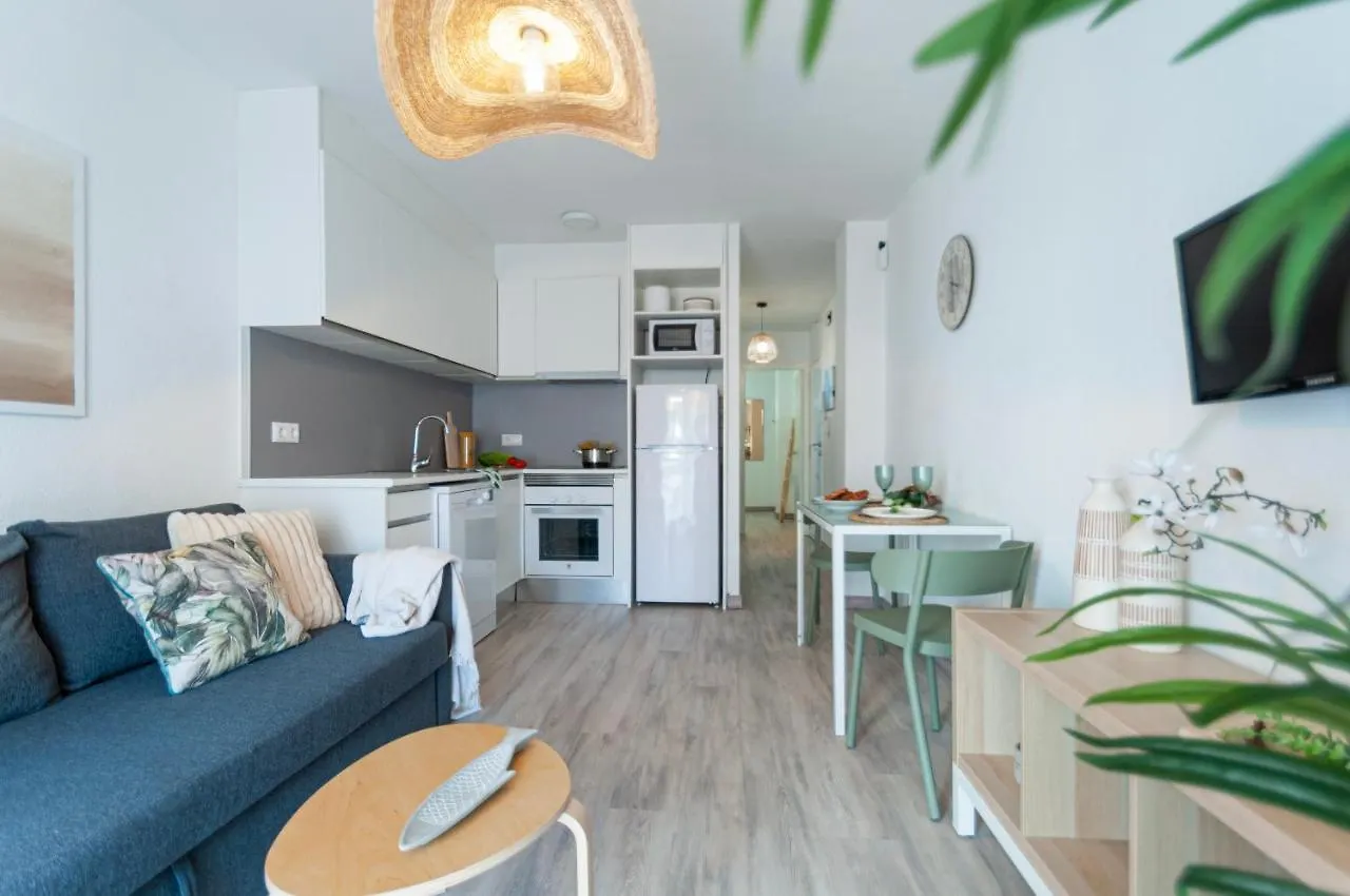 Apartamento Con Terraza Cerca De La Playa By Insidehome 艾姆布里亚布拉瓦 公寓