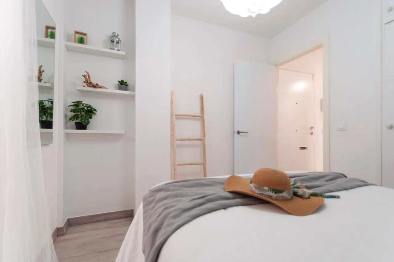 Apartamento Con Terraza Cerca De La Playa By Insidehome 艾姆布里亚布拉瓦