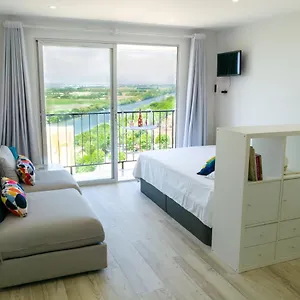 https://les-couchers-de-soleil-a-empuriabrava.topcostabravahotels.com